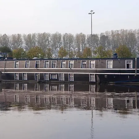 Boat De Barge Bruges